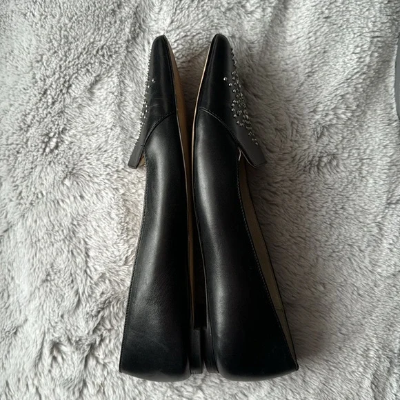 Michael Kors Women's Black Almond Toe Flat Shoes with Studded Design - Picture 4 of 8